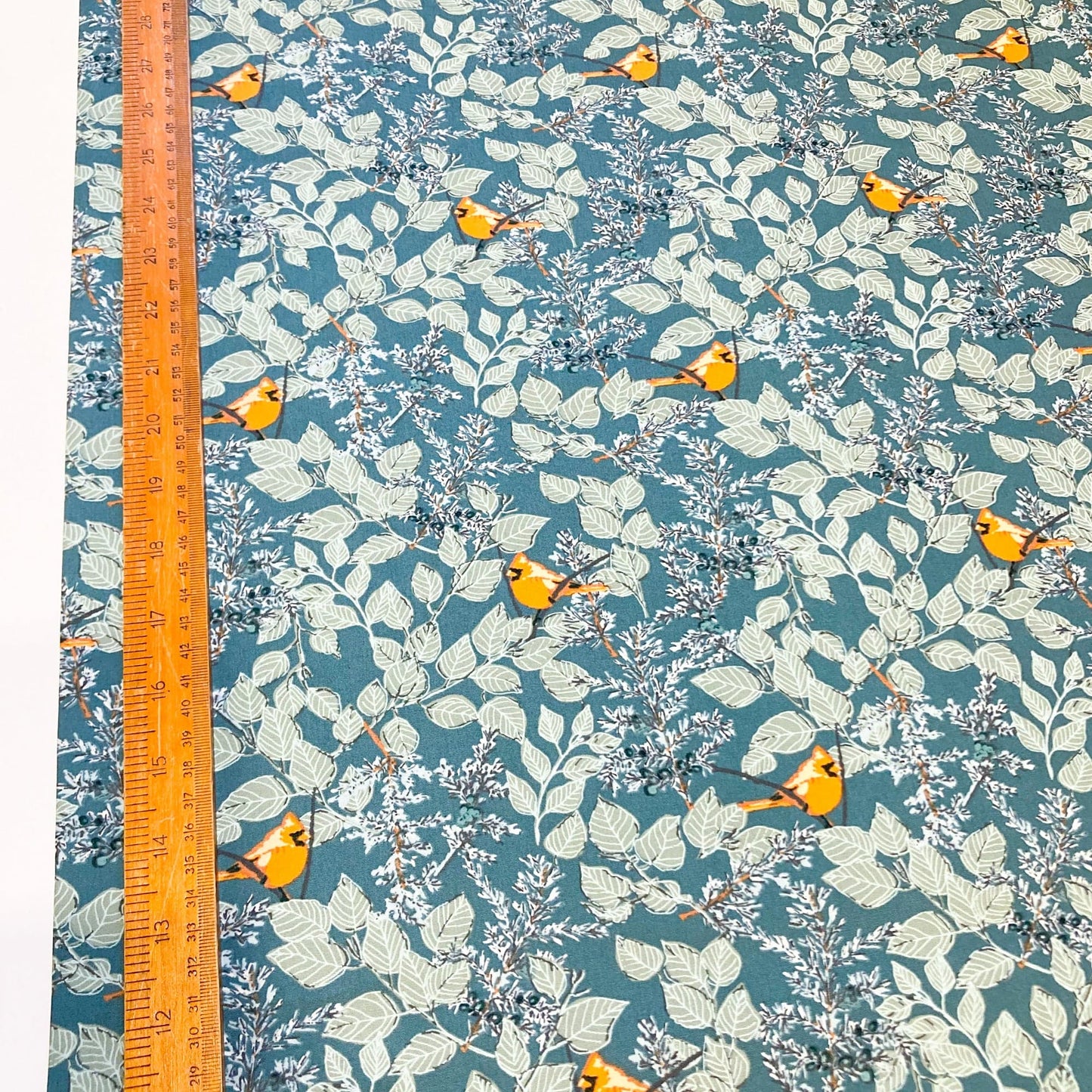 Art Gallery Fabrics 'Juniper': Fine Cotton 'Juniper Grove' in Evergreen