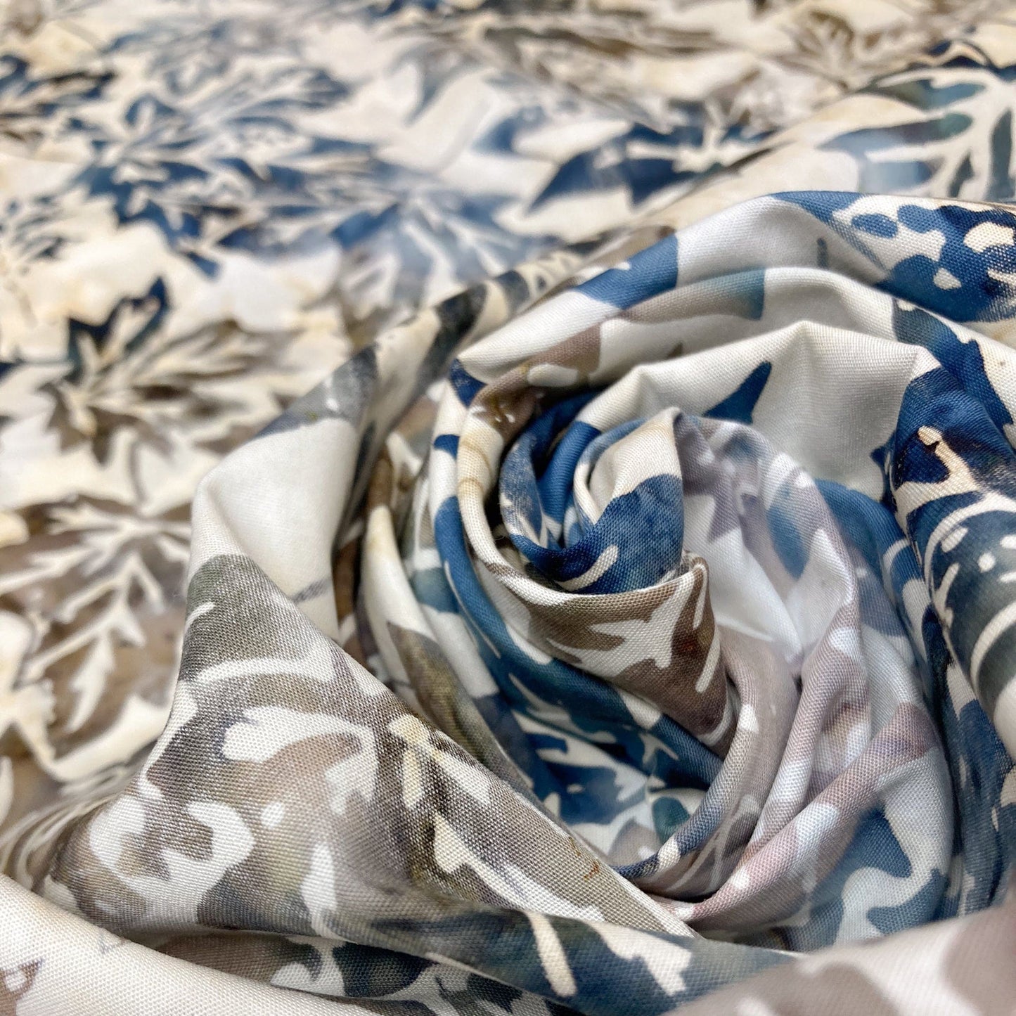 Moda Fabrics 'Blue Ridge Batiks' Leaf Design 'Misty'